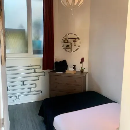 Lägenhet Sleep - Industrial Flat Citycenter *